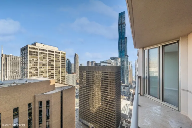 New York City Real Estate | View 222 N Columbus, 3904 | room 11 | View 12