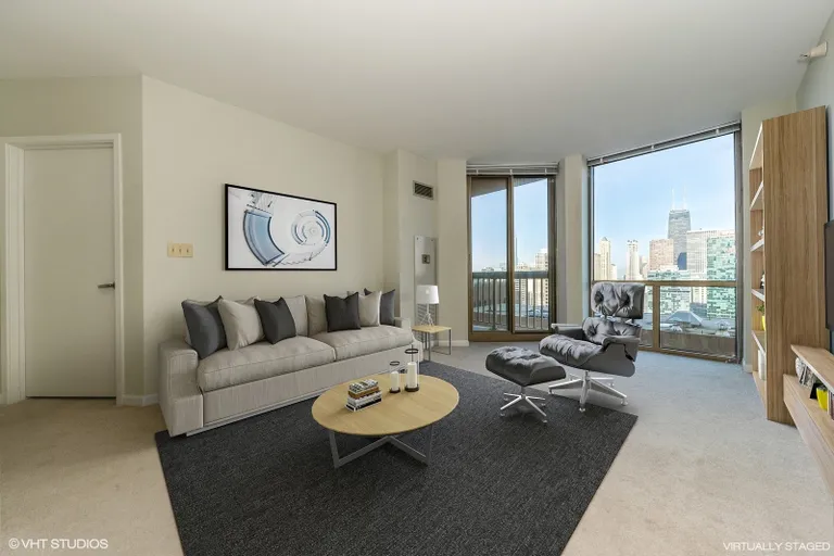 New York City Real Estate | View 222 N Columbus, 3904 | room 1 | View 2
