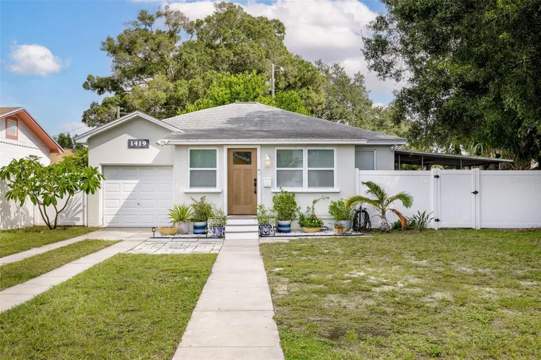 Sarasota/St. Petersburg Real Estate | View 1419 30th Avenue N | room 2 | View 3