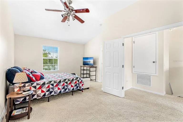 Central Florida Real Estate | View 14036 Bridgewater Crossings Boulevard | room 23 | View 24