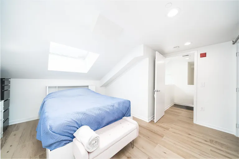 New York City Real Estate | View 149 Essex St Unit# 6n | room 16 | View 17