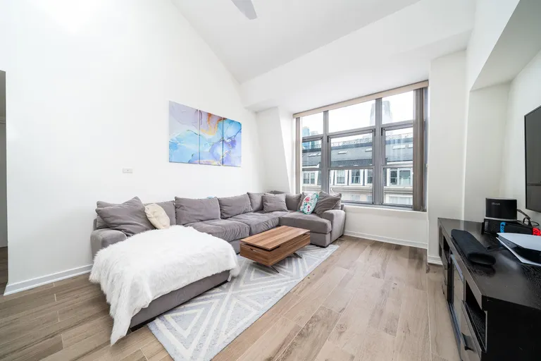New York City Real Estate | View 149 Essex St Unit# 6n | room 7 | View 8