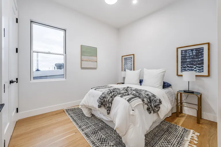 New York City Real Estate | View 120 Harrison Ave Unit# 2 | room 11 | View 12