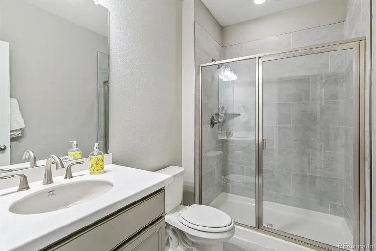 Denver Real Estate | View 7032 South Waterloo Way | room 36 | View 37