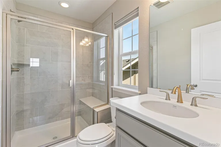Denver Real Estate | View 7032 South Waterloo Way | room 33 | View 34