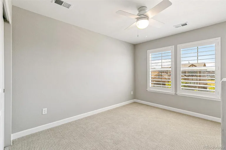 Denver Real Estate | View 7032 South Waterloo Way | room 28 | View 29