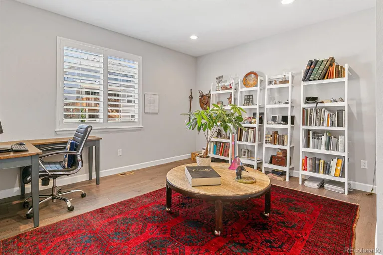 Denver Real Estate | View 7032 South Waterloo Way | room 17 | View 18
