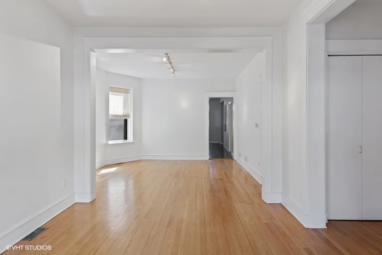 New York City Real Estate | View 2943 W Logan | room 6 | View 7