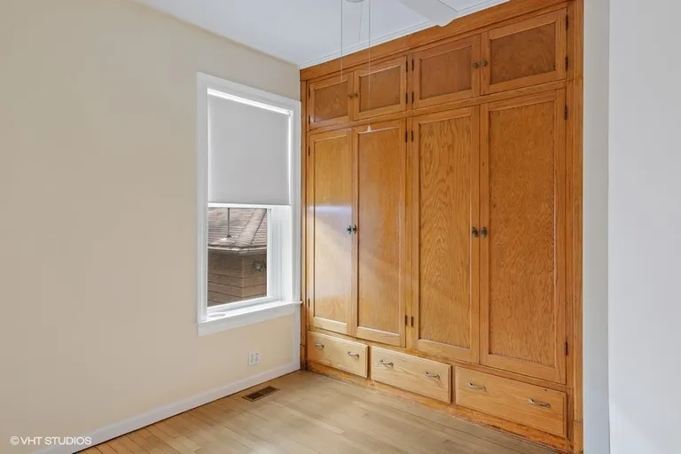 New York City Real Estate | View 2943 W Logan | room 16 | View 17