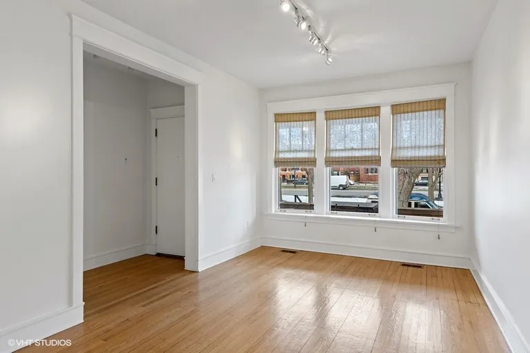 New York City Real Estate | View 2943 W Logan | room 4 | View 5