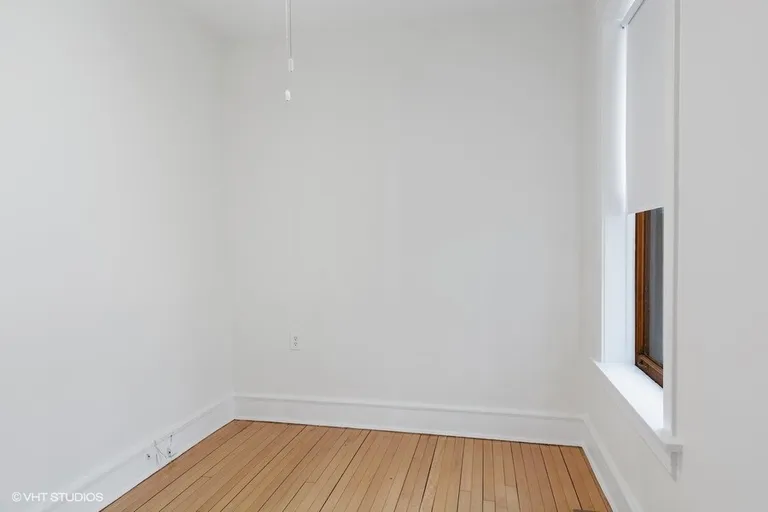 New York City Real Estate | View 2943 W Logan | room 13 | View 14
