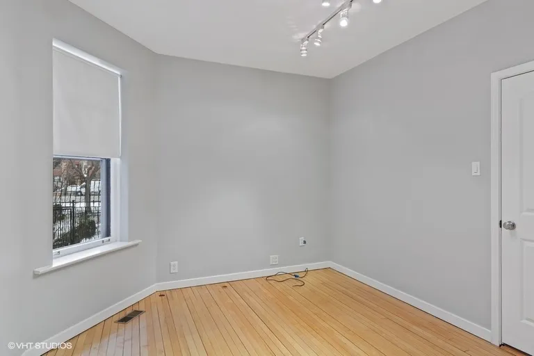 New York City Real Estate | View 2943 W Logan | room 15 | View 16