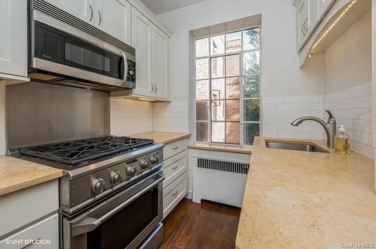 New York City Real Estate | View 100 Ardsley Avenue W Unit# 4N | room 12 | View 13