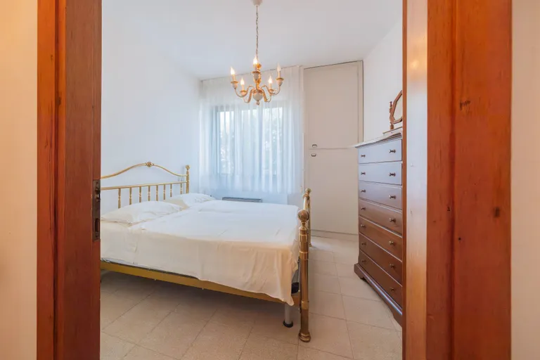 New York City Real Estate | View Villa Carla - VI001339 | room 12 | View 13