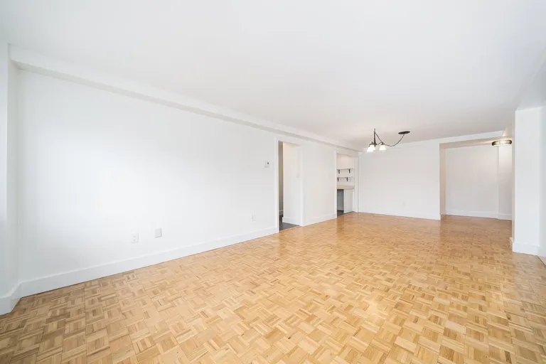 New York City Real Estate | View 1070 Kennedy Blvd Unit# 4A | room 8 | View 9