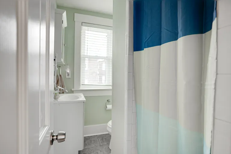 Savannah Real Estate | View 202 East 49th Street | room 38 | View 39