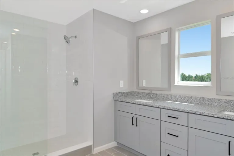 Sarasota/St. Petersburg Real Estate | View 12386 Cades Bay Circle | room 18 | View 19