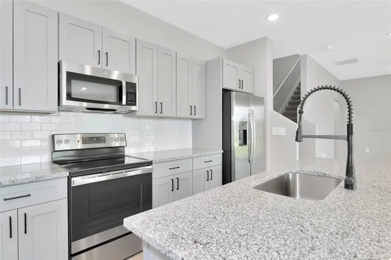 Sarasota/St. Petersburg Real Estate | View 12386 Cades Bay Circle | room 6 | View 7