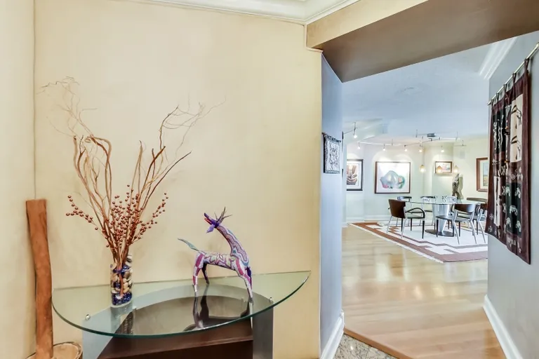 New York City Real Estate | View 195 N Harbor, 2302 | room 1 | View 2