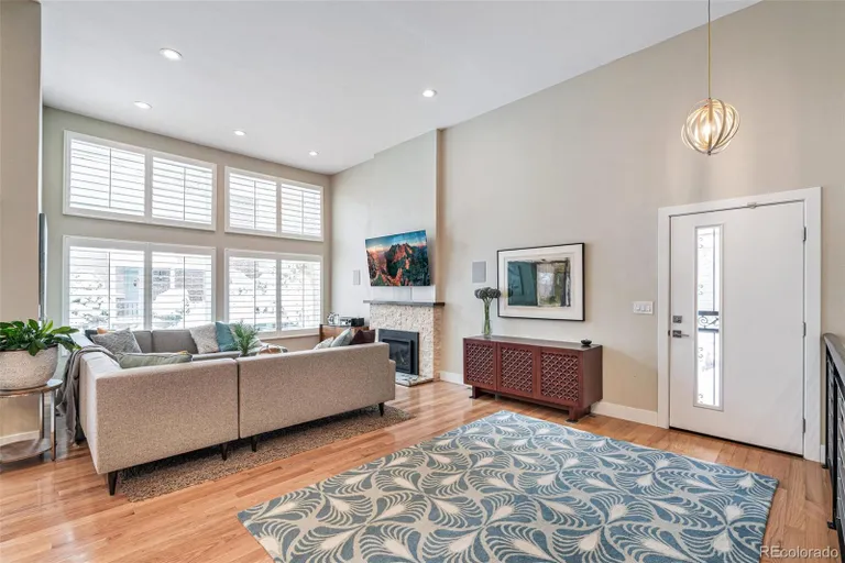 Denver Real Estate | View 6967 E Girard Avenue | room 4 | View 5