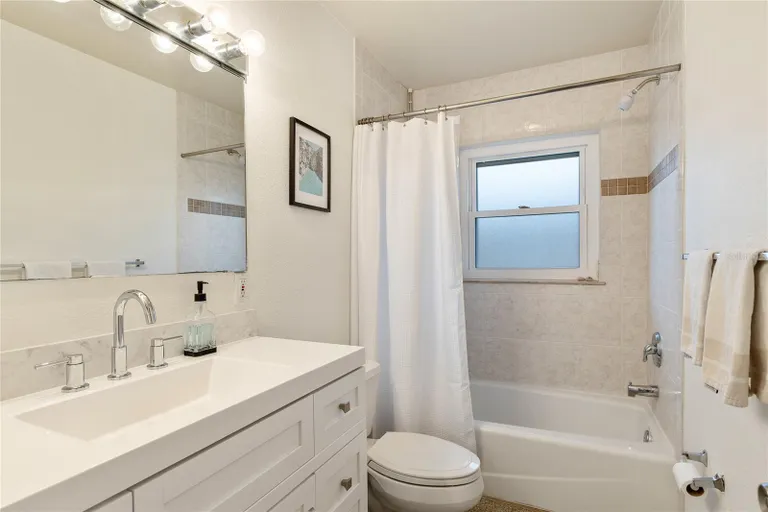 New York City Real Estate | View 3728 Overlook Drive NE | room 24 | View 25