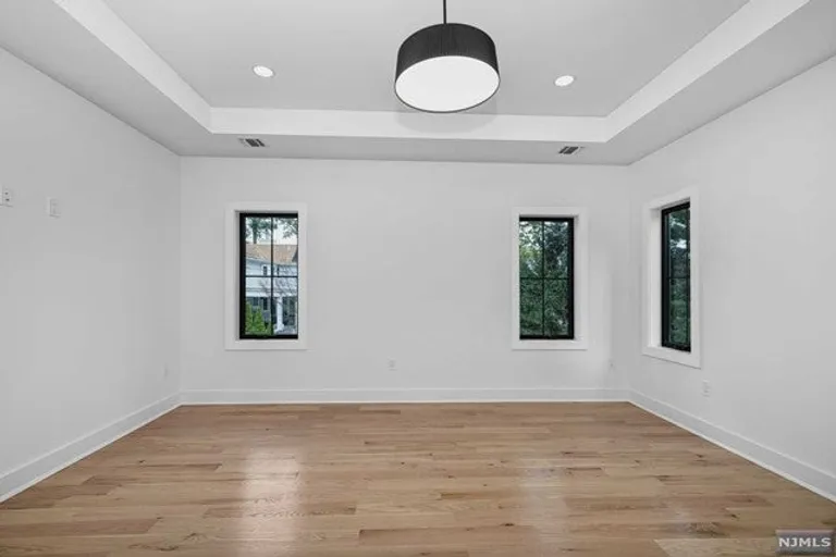 New York City Real Estate | View 826 Godwin Road | room 18 | View 19