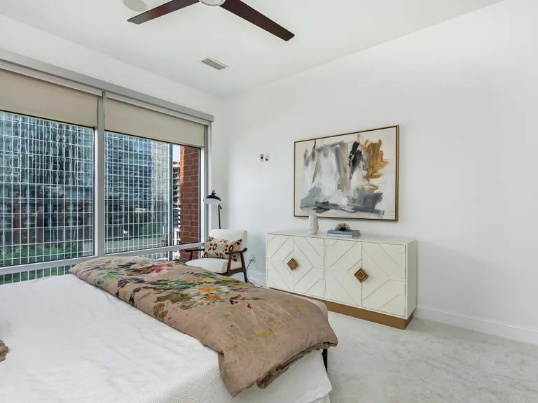 New York City Real Estate | View 435 S Tryon Street #803 | room 14 | View 15