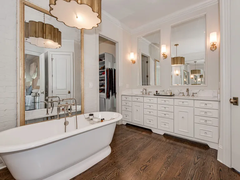 New York City Real Estate | View 2043 Sharon Lane | Luxurious free-standing bathtub and double vanity | View 21