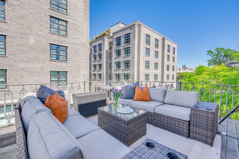 New York City Real Estate | View 233 Abercorn Street | room 20 | View 21