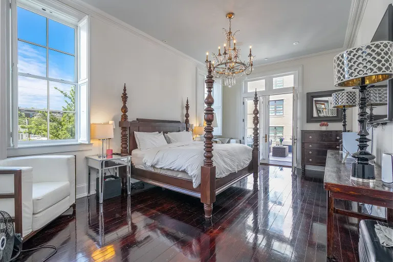 New York City Real Estate | View 233 Abercorn Street | room 18 | View 19
