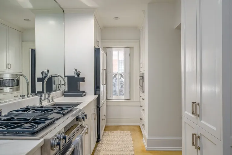 New York City Real Estate | View 233 Abercorn Street | room 35 | View 36