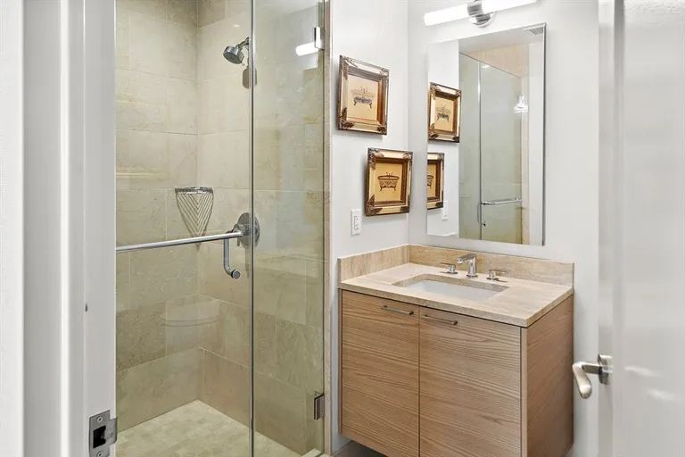 Boston, MA Real Estate | View 1 Franklin St #1003 | room 7 | View 8