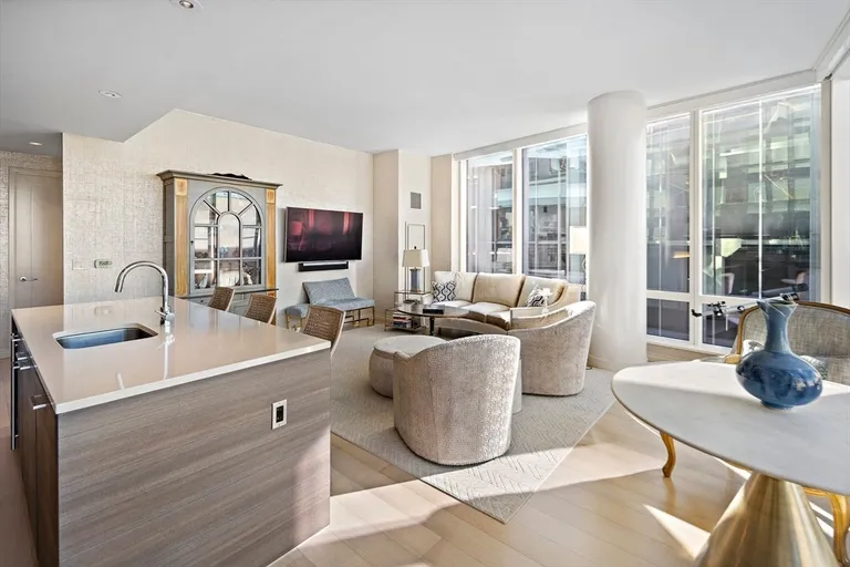 Boston, MA Real Estate | View 1 Franklin St #1003 | room 3 | View 4