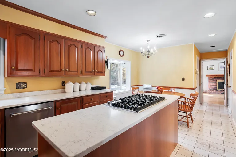 Rockland/Orange/NJ Real Estate | View 648 Valley Road | room 10 | View 11