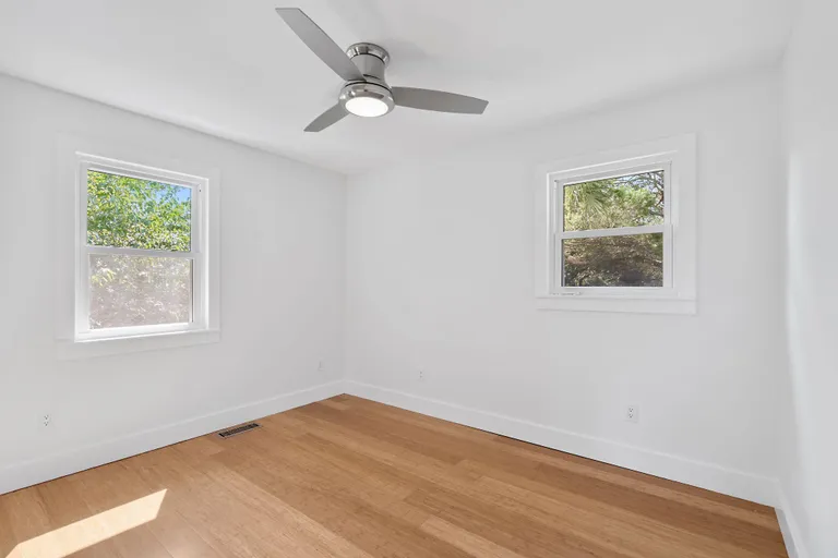 New York City Real Estate | View 22405 Lakeview Lane | room 22 | View 23