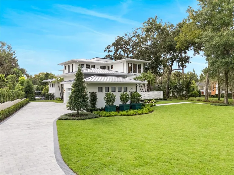 Central Florida Real Estate | View 210 Chelton Circle | room 4 | View 5