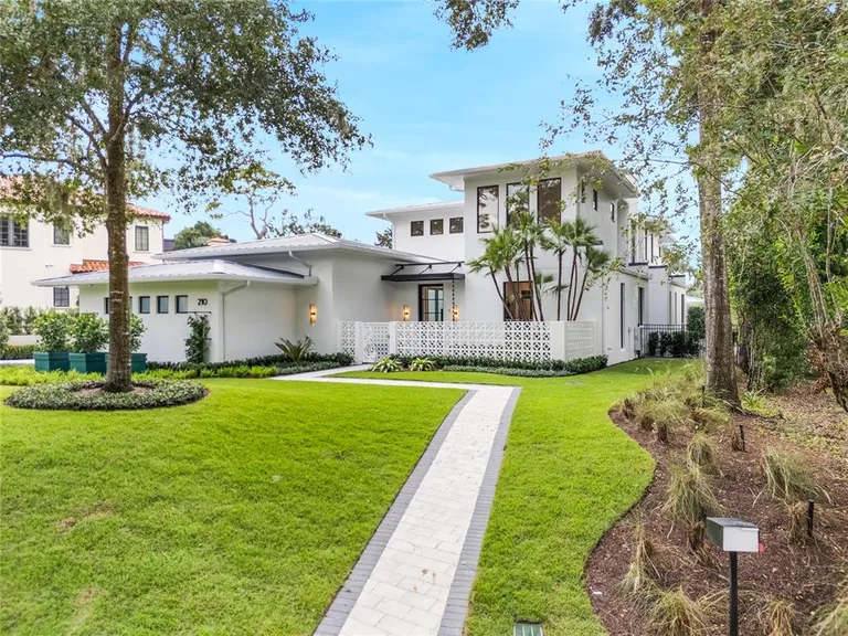 Central Florida Real Estate | View 210 Chelton Circle | room 3 | View 4