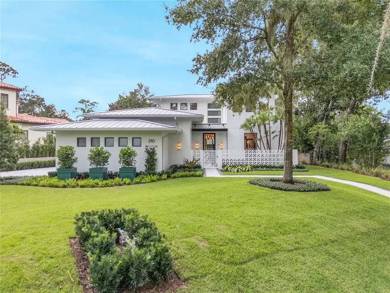 Central Florida Real Estate | View 210 Chelton Circle | room 2 | View 3