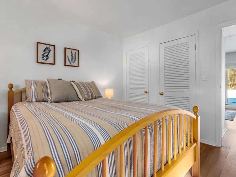 New York City Real Estate | View 48 Brittany Drive, B | room 7 | View 8