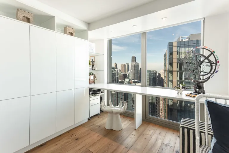 New York City Real Estate | View 195 N Harbor, 5301 | room 20 | View 21