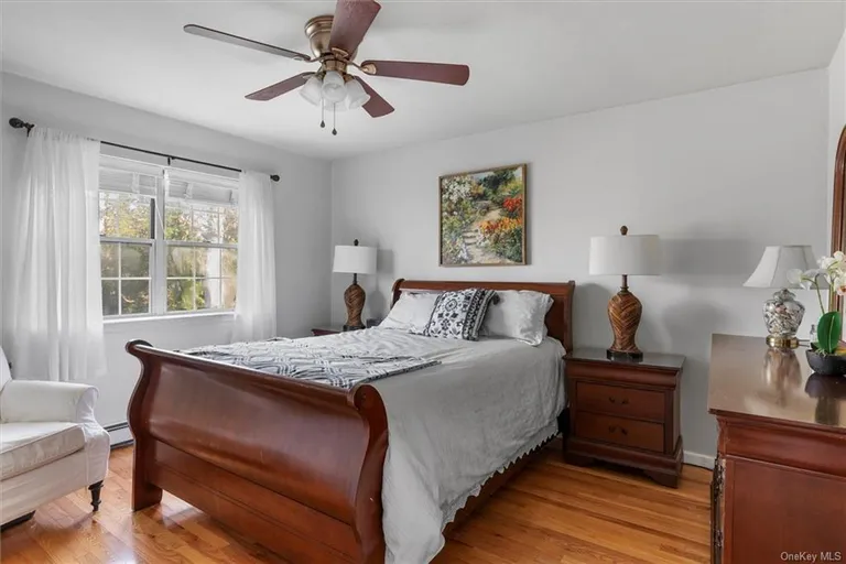 New York City Real Estate | View 44 Forest Drive | room 21 | View 22