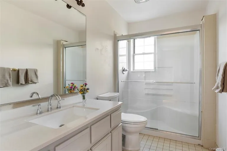 New York City Real Estate | View 44 Forest Drive | room 22 | View 23