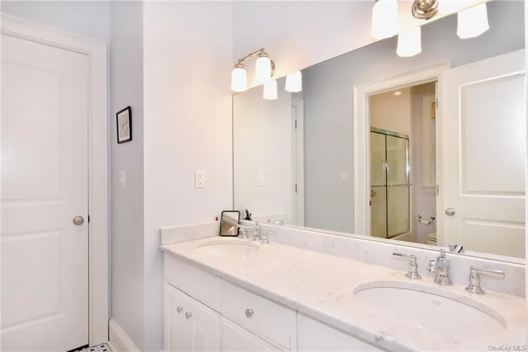 New York City Real Estate | View 7 Emerald Woods | room 22 | View 23