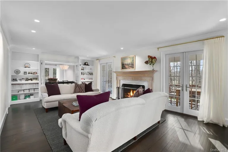 New York City Real Estate | View 184 Indian Hill Road | room 8 | View 9