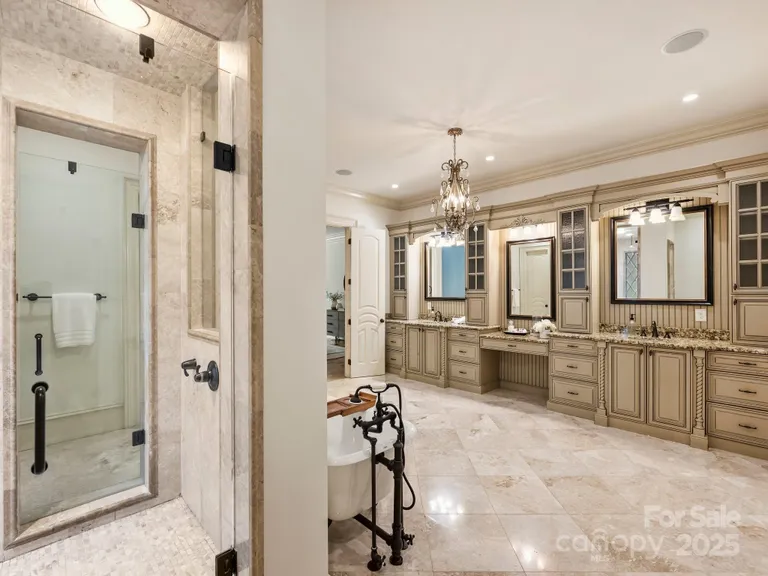 Charlotte Real Estate | View 4400 Sharon View Road | room 21 | View 22
