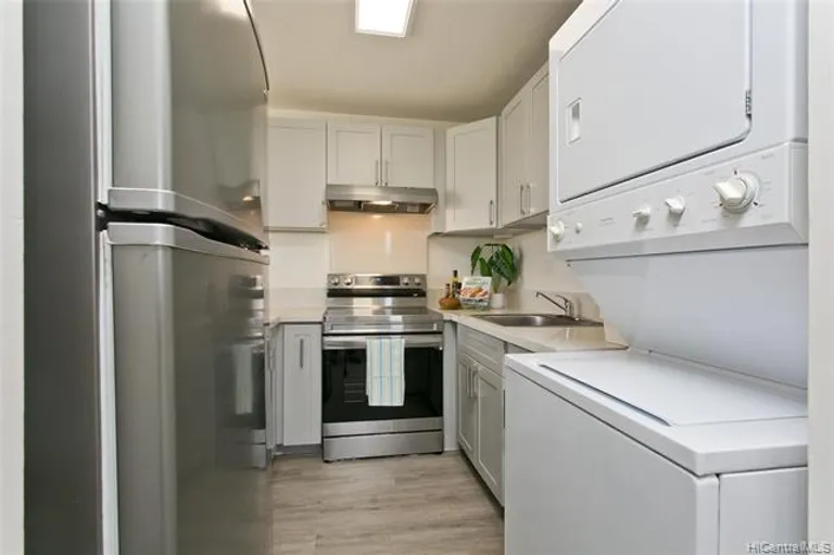 New York City Real Estate | View 950 Lehua Avenue, #407 | room 8 | View 9