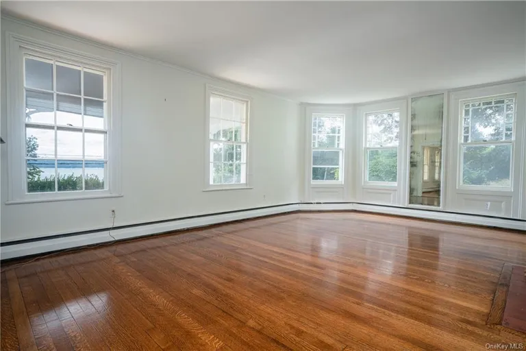 New York City Real Estate | View 251 River Road | room 12 | View 13