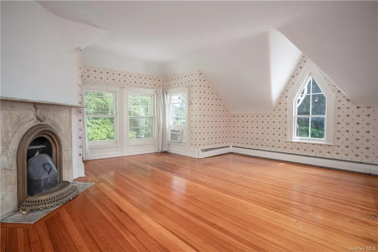 New York City Real Estate | View 251 River Road | room 25 | View 26
