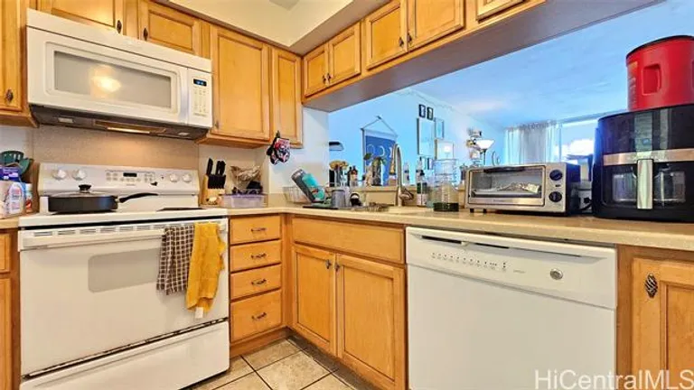 New York City Real Estate | View 84-770 Kili Drive, #335 | room 7 | View 8