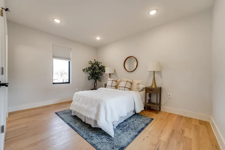 New York City Real Estate | View 20 Jewett Ave Unit# 2 | room 15 | View 16